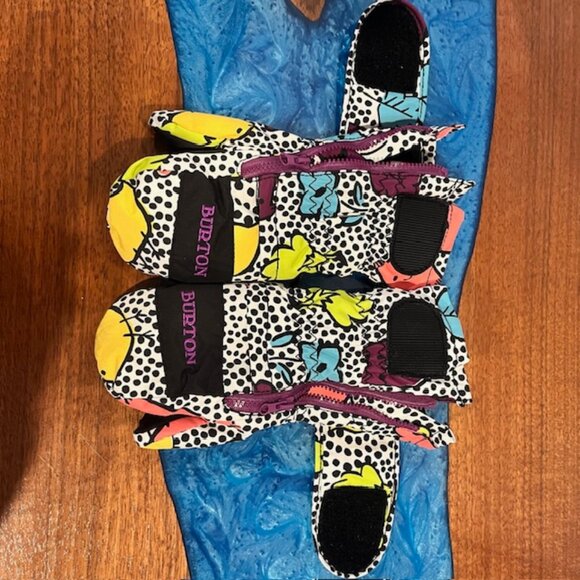 Burton Girls 4T Vent Mittens Gloves Ski Snowboard - Picture 7 of 12